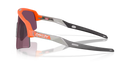 Koop de Oakley Sutro Lite Sweep Matte Neon Orange Prizm Road Black veilig en snel bij Revert 95 online of kom hem passen in de winkel in Haarlem.
