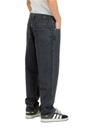 Reell Solid Zero’s Stone Black – straight fit jeans in zwarte stone wash met subtiele fading en 5-pocket design
