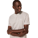 Koop de Oakley Relax T-shirt 2.0 veilig en snel bij Revert 95 online of kom hem checken in de winkel in Haarlem.