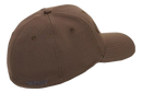 Oakley 6 Panel Stretch Hat Embossed – stretch-fit cap met 6-panel design, gebogen klep en embossed Oakley-logo