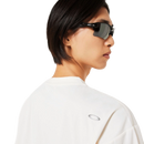 Koop de Oakley Field Gear Line Scratch Tee 5.0 veilig en snel bij Revert 95 online of kom hem checken in de winkel in Haarlem.