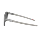 Bestel de Oakley Latch Grey Ink Prizm Black veilig, gemakkelijk en snel bij Revert 95. Check onze website voor de gehele Oakley collectie, of kom gezellig langs bij onze winkel in Haarlem.