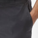 Bestel de Dickies 874 Flex Work Pant snel, veilig en gemakkelijk bij Revert 95. Check onze website voor de gehele Dickies collectie.