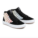 Bestel de Vans LITTLE LIZZIE KINDERSCHOENEN (4-8 JAAR) veilig, gemakkelijk en snel bij Revert 95. Check onze website voor de gehele Vans collectie.