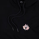 Bestel de Magenta FLOWERS PLANT HOODIE veilig, gemakkelijk en snel bij Revert 95. Check onze website voor de gehele Magenta collectie.