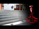 Shake Junt Lotties griptape sheet voor 9" skateboard decks videoclip Revert95.com