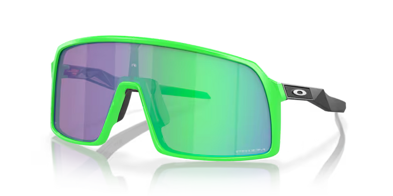 Koop de Oakley Sutro 80s Green Prizm Jade veilig en snel bij Revert 95 online of kom hem passen in de winkel in Haarlem.