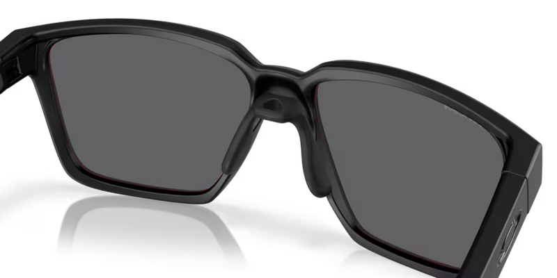 Koop de Oakley Actuator SQ Matte Black Prizm Black veilig en snel bij Revert 95 online of kom hem passen in de winkel in Haarlem.