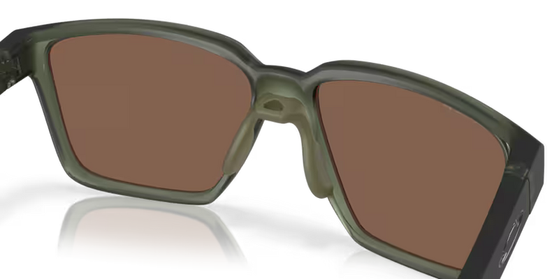 Koop de Oakley Actuator SQ Matte Olive Ink Prizm 24K Polarized veilig en snel bij Revert 95 online of kom hem passen in de winkel in Haarlem.