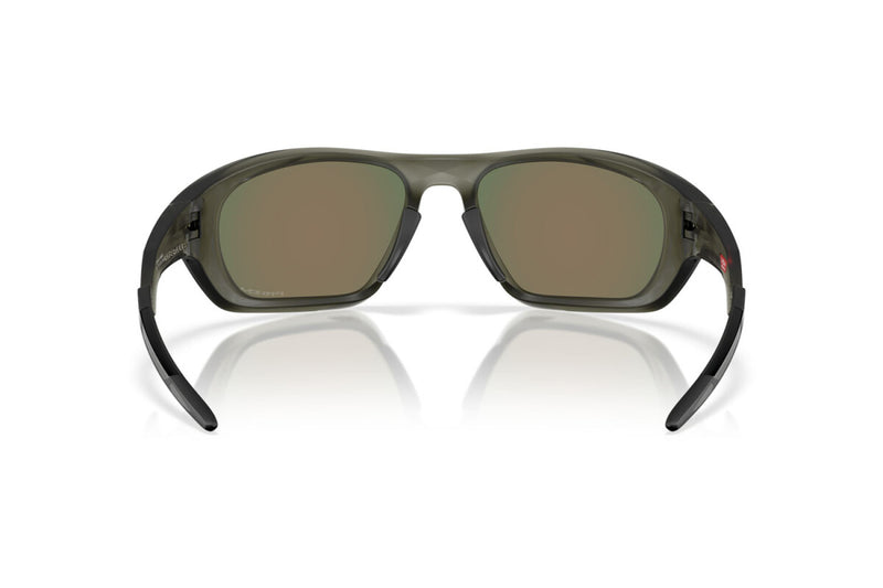 Koop de Oakley Lateralis Matte Olive Ink Prizm Ruby veilig en snel bij Revert 95 online of kom hem passen in de winkel in Haarlem.