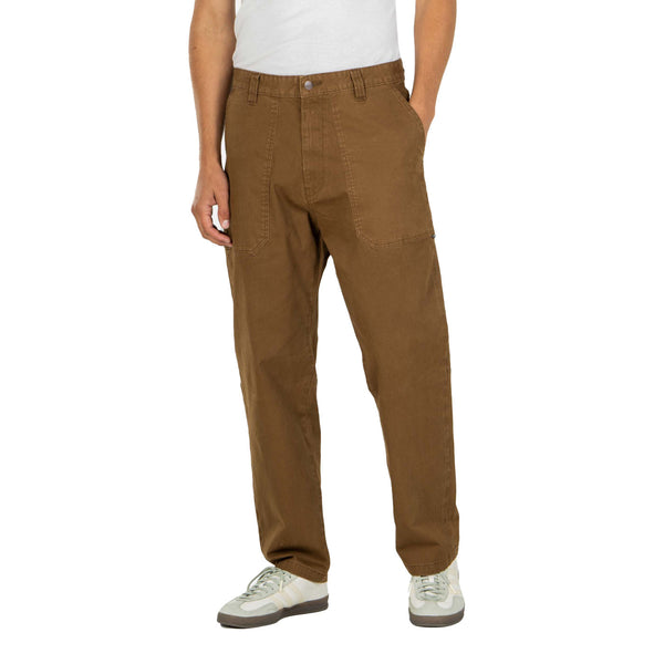 Bestel de Reell Denim Parker Pant Desert Kaki Bedford Cord snel, veilig en gemakkelijk bij Revert 95. Check de gehele Reell Denim collectie op onze site, of kom gezellig langs bij onze winkel in Haarlem.
