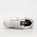 Witte Etnies Fader White Navy skate shoe met chunky 2000’s uitstraling.