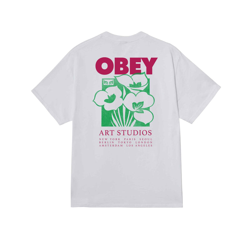 Koop de Obey art studio flowers classic tee veilig en snel bij Revert 95 online of kom hem checken in de winkel in Haarlem.