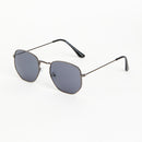 CHPO Brand Ian zonnebril met UV400 bescherming en gerecycled montuur verkrijgbaar bij Revert 95 Haarlem