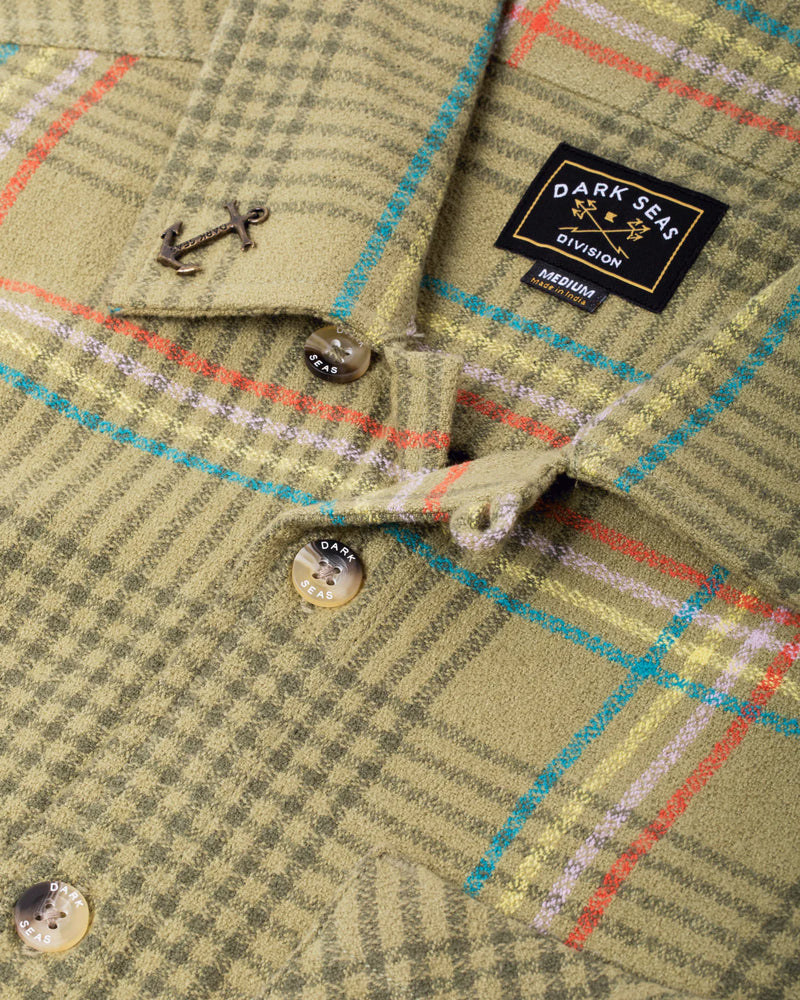 Dark Seas Blanton Flannel – langemouw flannel shirt met ruitpatroon en Dark Seas branding