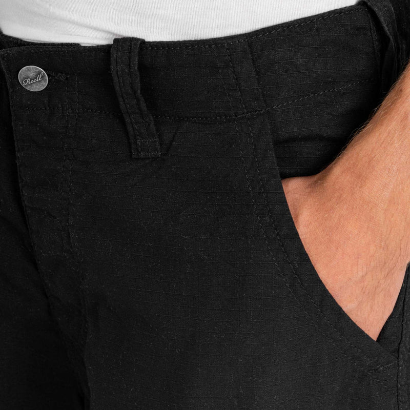 Bestel de Reell Denim New Cargo Short Deep Black snel, gemakkelijk en veilig bij Revert 95. Check onze website voor de gehele Reell Denim collectie of kom gezellig langs bij onze winkel in Haarlem.