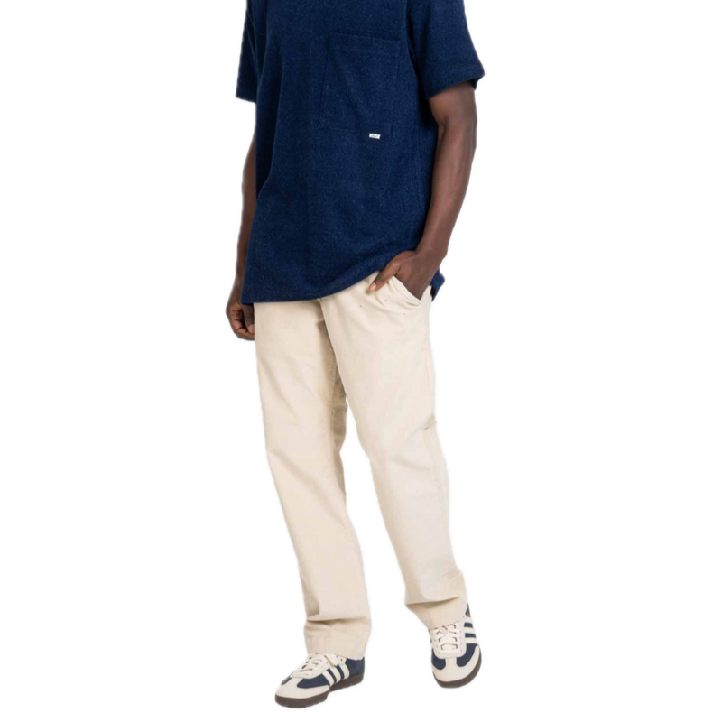 Koop de Reell Reflex Loose Chino Oatmeal Square Cord veilig  en snel bij Revert 95 online of kom hem checken in de winkel in Haarlem.