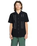 Koop het Volcom Bayamostone SS veilig en snel bij Revert 95 online of kom hem checken in de winkel in Haarlem.