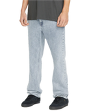 Koop de Volcom Solver Denim Carolina Blue veilig en snel bij Revert 95 online of kom hem checken in de winkel in Haarlem.