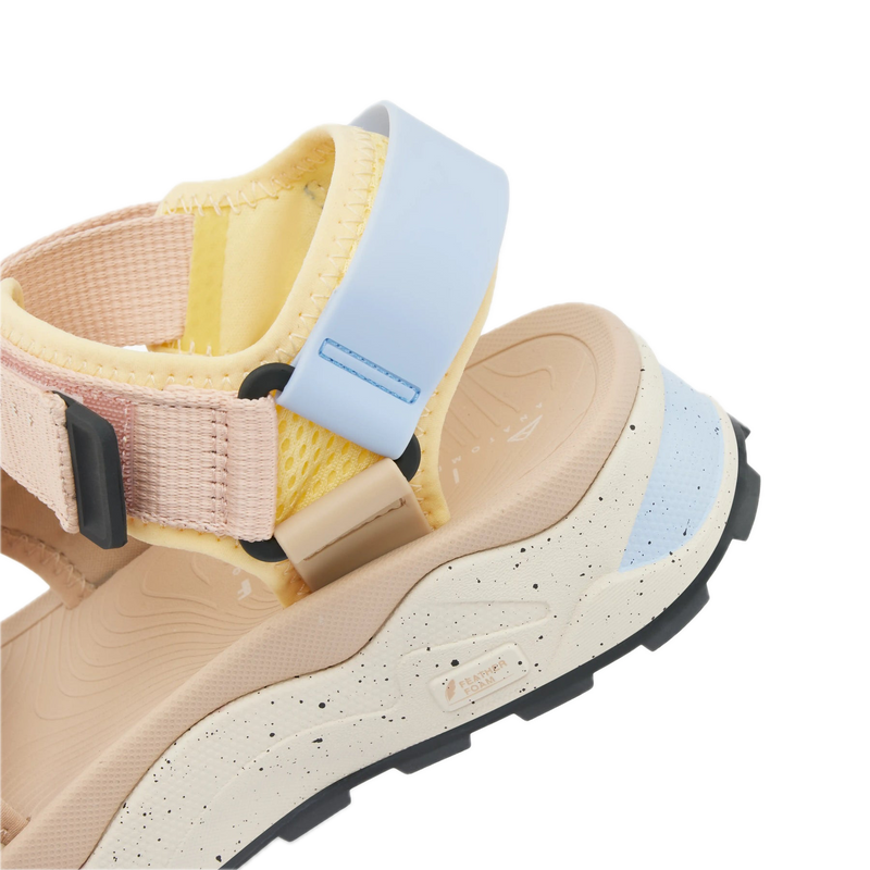 Koop de Reef Cross-Shore Rose Sand Ladies veilig en snel bij Revert 95 online of kom hem checken in de winkel in Haarlem.