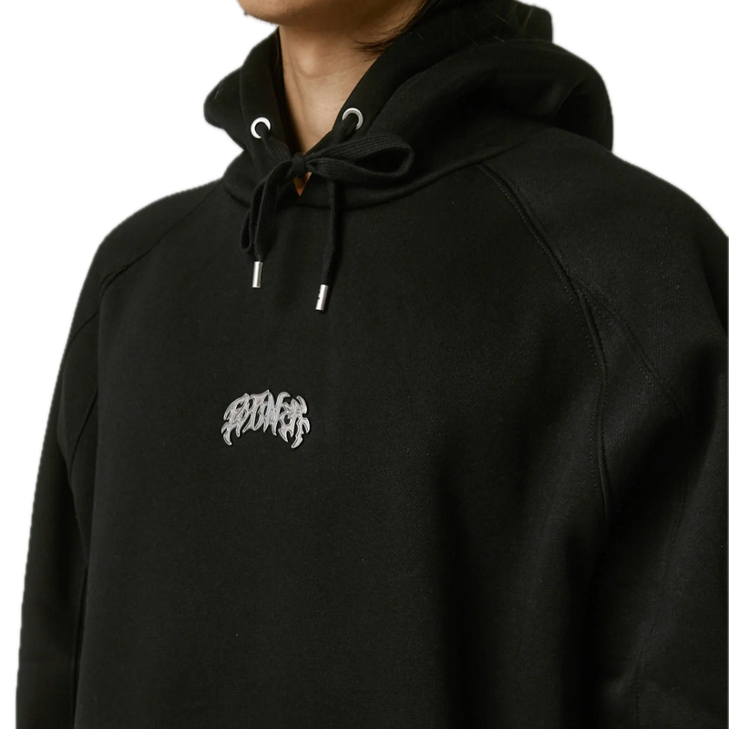 Koop de Former Puncture Metal Hood en snel bij Revert 95 online of kom hem checken in de winkel in Haarlem.