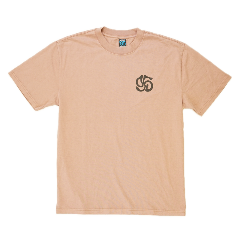 Koop het Revert 95 twisted heavy faded tee veilig en snel bij Revert 95 online of kom hem checken in de winkel in Haarlem.