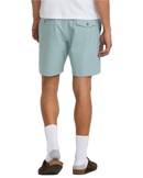 Koop de RVCA All Time Roads Short veilig en snel bij Revert 95 online of kom hem checken in de winkel in Haarlem.