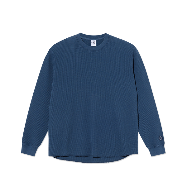 Polar Skate Co Dylan LS Tee Waffle Space Blue – longsleeve van 100% katoen met wafelstructuur en relaxte pasvorm in Space Blue kleur.