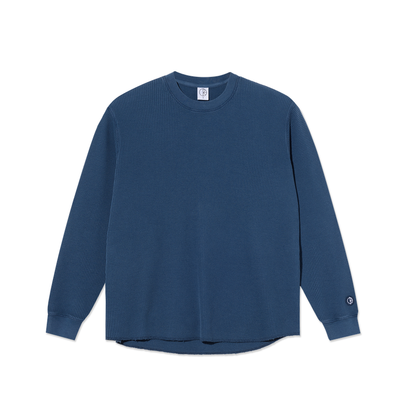 Polar Skate Co Dylan LS Tee Waffle Space Blue – longsleeve van 100% katoen met wafelstructuur en relaxte pasvorm in Space Blue kleur.