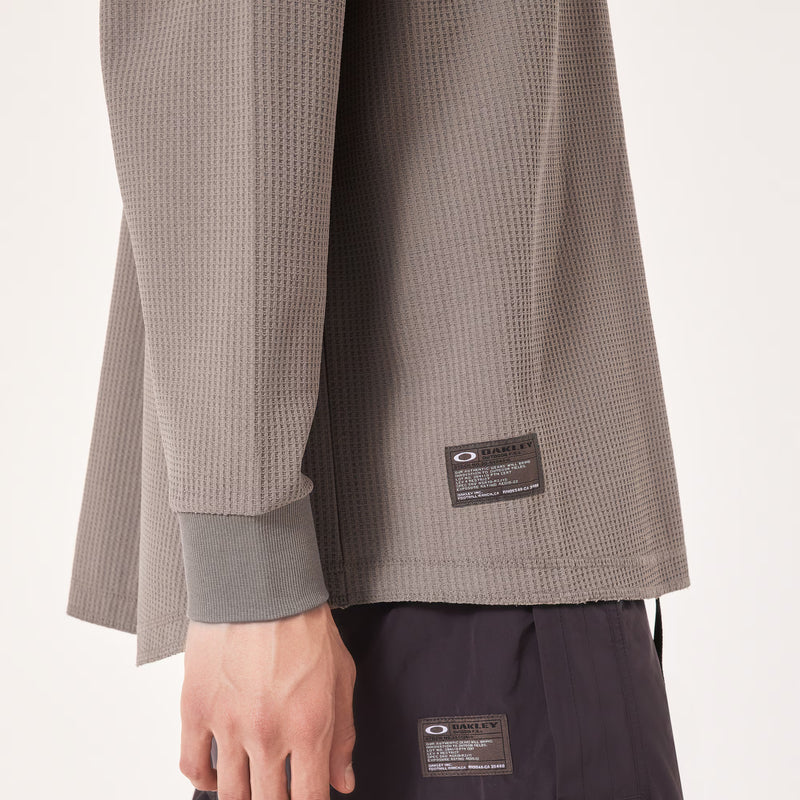 Oakley Field Gear Line Union LS Wide Tee – technische long-sleeve met holle vezel, relaxed fit en verborgen zijrits