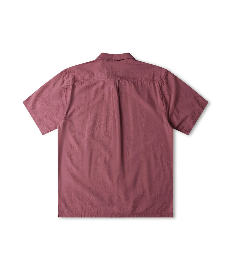 Koop de Former Vivian Vine SS Shirt en snel bij Revert 95 online of kom hem checken in de winkel in Haarlem.