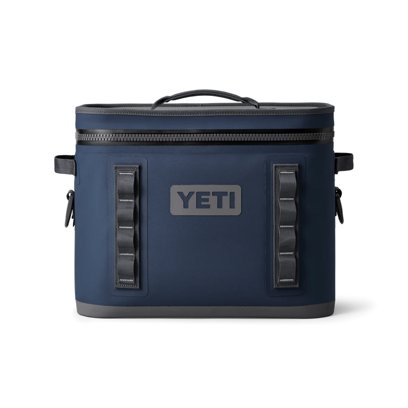Yeti Hopper Flip 18 Soft Cooler in gebruik tijdens kampeertrip