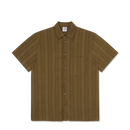 Koop het Polar Skate Co Tim Shirt Golden Brown veilig en snel bij Revert 95 online of kom hem checken in de winkel in Haarlem.