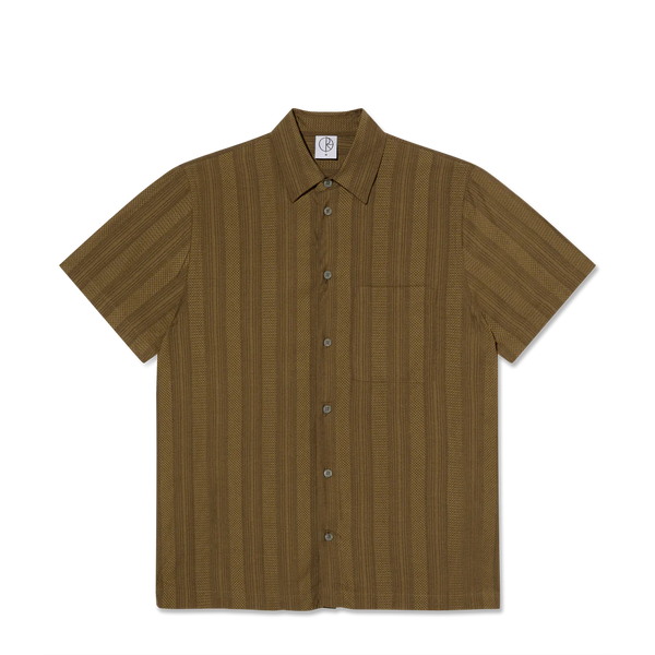 Koop het Polar Skate Co Tim Shirt Golden Brown veilig en snel bij Revert 95 online of kom hem checken in de winkel in Haarlem.