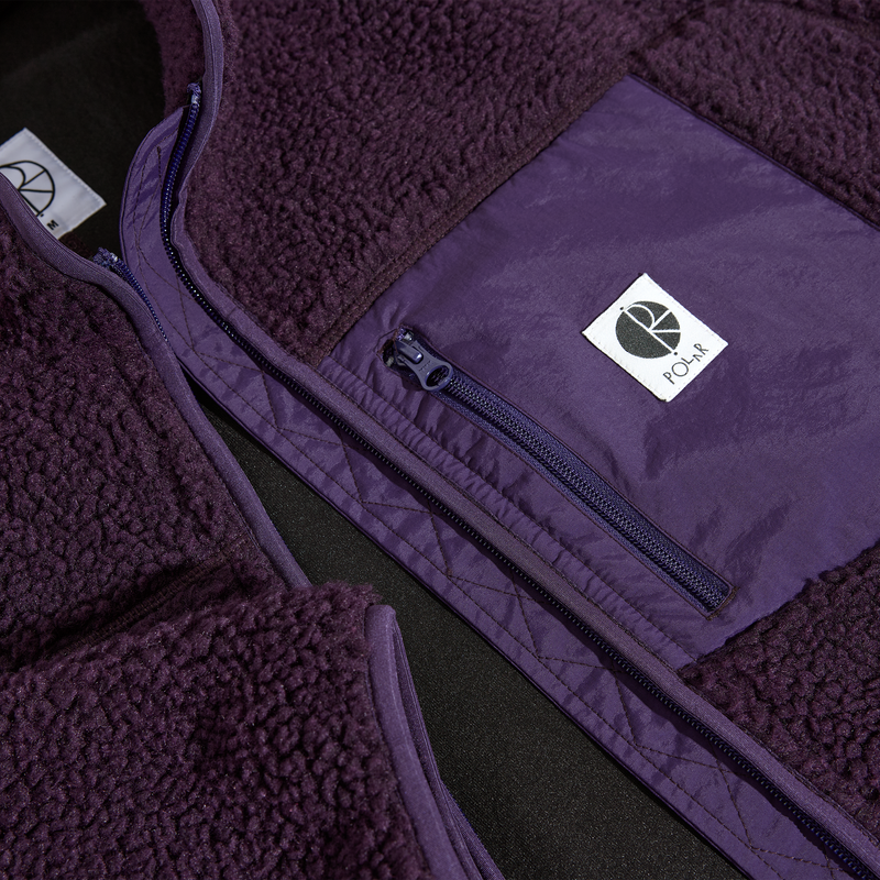 Polar Skate Co Kiki Jacket Dark Violet – donkerpaars katoen-twill jack met boxy fit en Polar-logo patch
