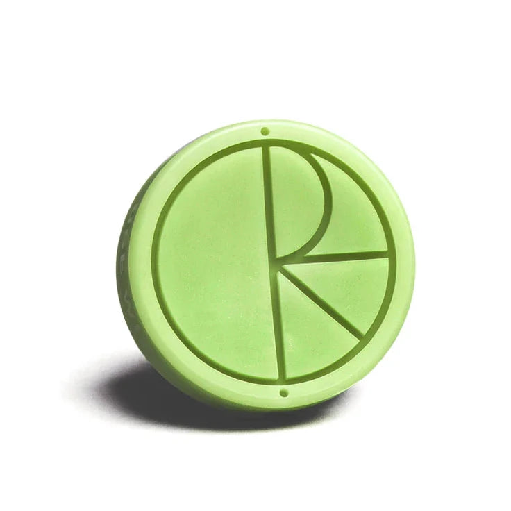 Bestel de Polar Skate Co Use Wisely or Skate Faster Wax veilig, gemakkelijk en snel bij Revert 95. Check onze website voor de gehele Polar Skate Co collectie, of kom gezellig langs bij onze winkel in Haarlem.