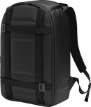 Strak. Sterk. Functioneel. De DB Journey Ramverk Backpack is ontworpen voor dagelijks gebruik en travel, zonder concessies.