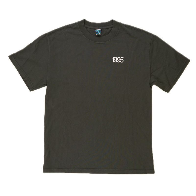 Koop het Revert 95 till infinity heavy faded tee veilig en snel bij Revert 95 online of kom hem checken in de winkel in Haarlem.
