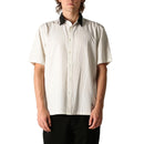 Bestel de Former Vivian Pinstripe ss Shirt White snel, gemakkelijk en veilig bij Revert 95. Check onze website voor de gehele Former collectie of kom gezellig langs bij onze winkel in Haarlem.