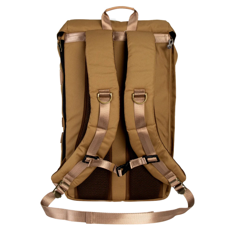 Bestel de Doughnut Colorado Reborn Backpack Camel snel, gemakkelijk en veilig bij Revert 95. Check onze website voor de gehele Doughnut collectie of kom gezellig langs bij onze winkel in Haarlem.