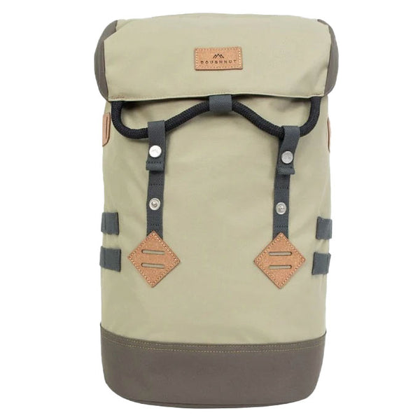 Bestel de Doughnut Colorado Euro Series Backpack beige snel, veilig en gemakkelijk bij Revert 95. Check de gehele Doughnut collectie op onze site, of kom gezellig langs bij onze winkel in Haarlem.