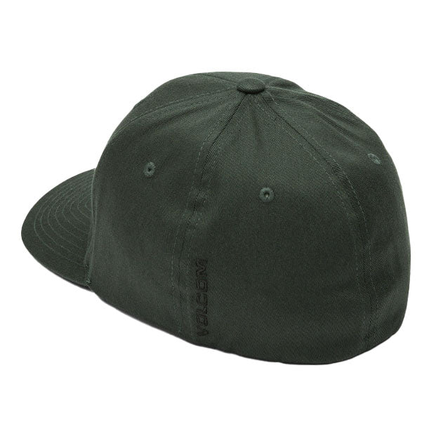 Bestel de Volcom Full Stone Flexfit Hat Dark Forest snel, veilig en gemakkelijk bij Revert 95. Check de gehele Volcom collectie op onze site, of kom gezellig langs bij onze winkel in Haarlem.