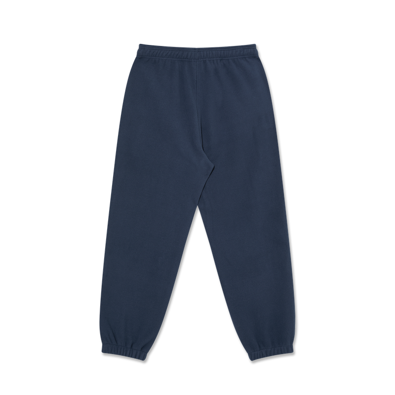 Polar Skate Co Ivan Fleece Sweatpants Navy – fleece sweatpants van zacht polyester met elastische taille, trekkoord en geborduurd Polar-logo in navy kleur.