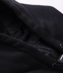 Former Crux Lined Zip Hood Black – premium lined zip hoodie met subtiele branding