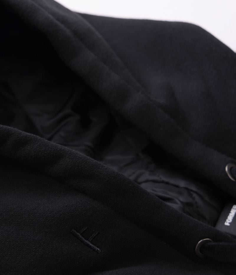 Former Crux Lined Zip Hood Black – premium lined zip hoodie met subtiele branding