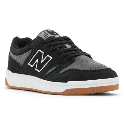 Koop de NB Numeric 480 Black veilig en snel bij Revert 95 online of kom hem passen in de winkel in Haarlem.