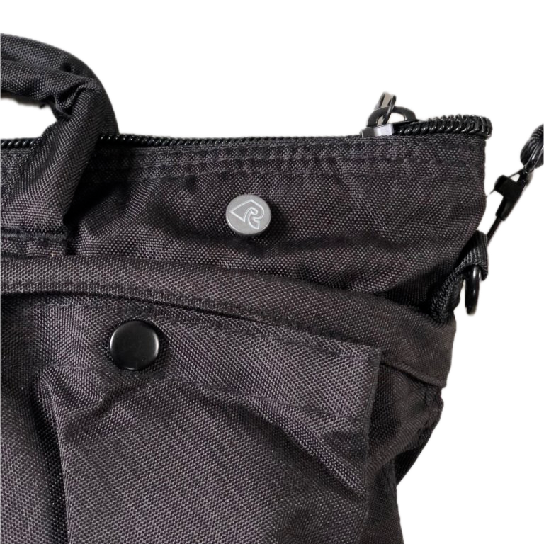 Rumble Helmet Bag Black V2 – zwarte helm tas van polyester met verstevigde bodem, handgrepen en ritsvak