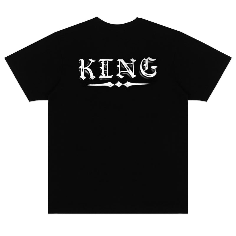 Bestel het King Skateboards Royal Jewels Tshirt veilig, gemakkelijk en snel bij Revert 95. Check onze website voor de gehele King Skateboards collectie, of kom gezellig langs bij onze winkel in Haarlem.