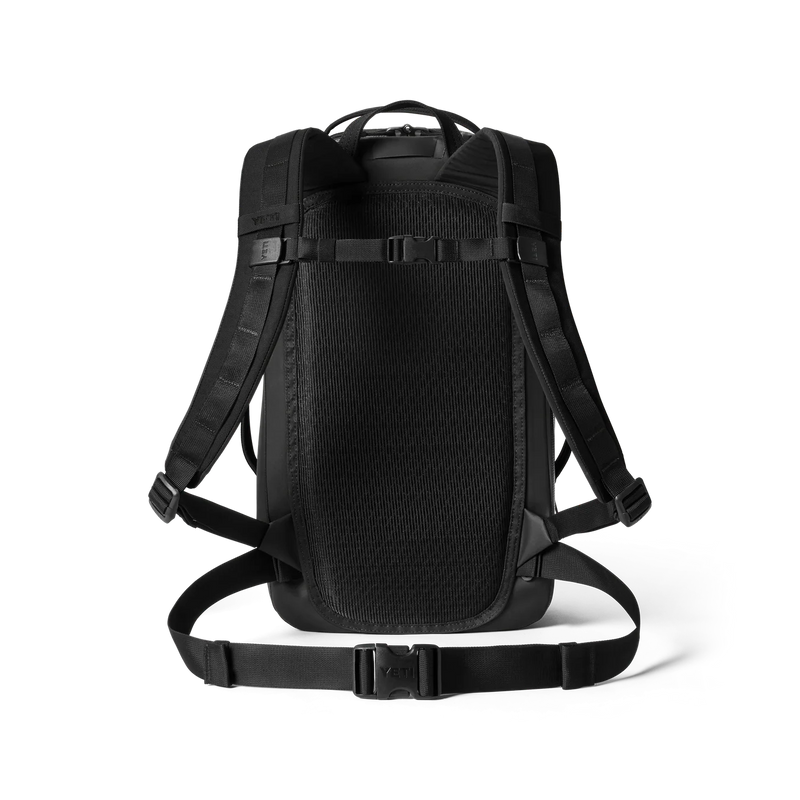 YETI Cayo 25L nodig? Deze 100% waterdichte backpack is ideaal voor regen, reizen & avontuur. Bestel 'm nu bij Revert 95 – officiële YETI dealer