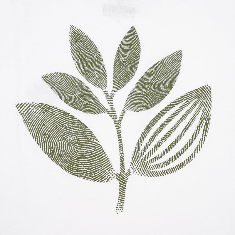 Bestel de Magenta FINGERPRINT PLANT TEE WHITE veilig, gemakkelijk en snel bij Revert 95. Check onze website voor de gehele Magenta collectie, of kom gezellig langs bij onze winkel in Haarlem.